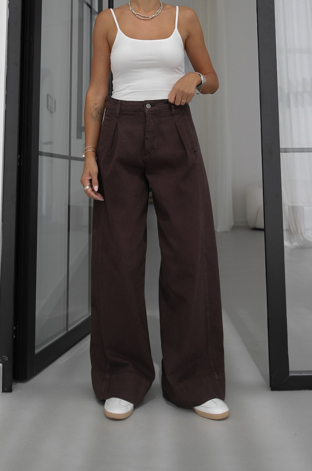 Light Brown Single-Pleat Front Wide Leg Jean