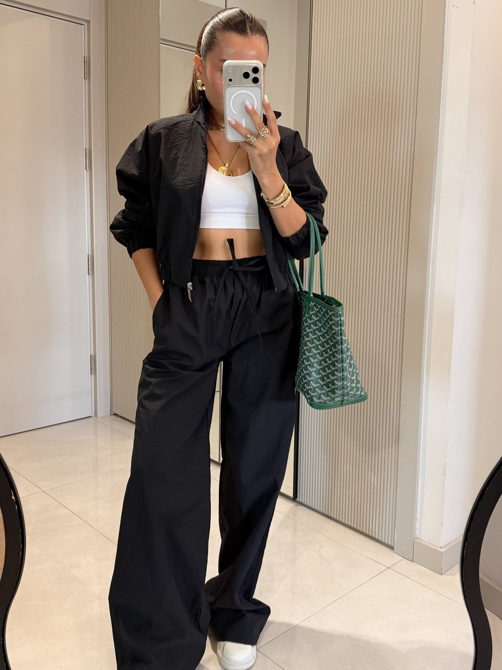 Black Zippered Parachute Set